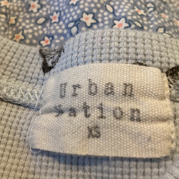 2 Spring/Summer shirts bundle - Picture 5 of 5